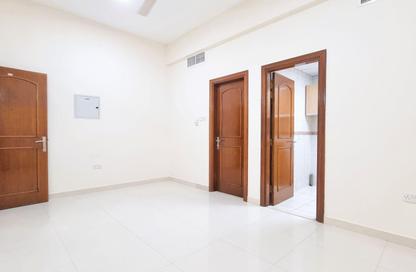 Apartment - Studio - 1 Bathroom for rent in Al Souk Al Kabeer - Bur Dubai - Dubai
