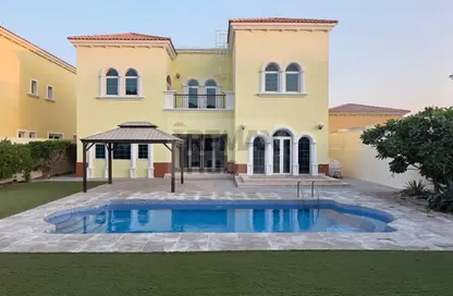 Villa - 3 Bedrooms - 4 Bathrooms for rent in District 5 - Royal Park - Jumeirah Park - Dubai
