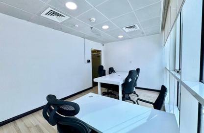 Office Space - Studio - 4 Bathrooms for rent in Hamdan Street - Abu Dhabi