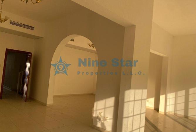 69502573 - Property Main Image