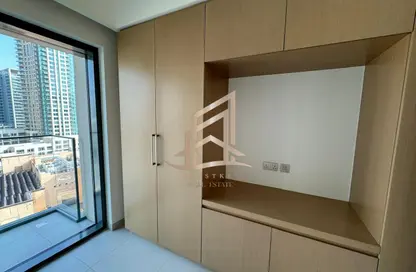 شقة - غرفة نوم - 2 حمامات للايجار في برج رويال - وسط مدينة دبي - دبي