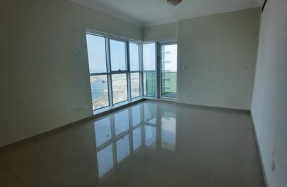 Apartment - 3 - 5 for rent in Crystal Plaza - Al Majaz 1 - Al Majaz - Sharjah