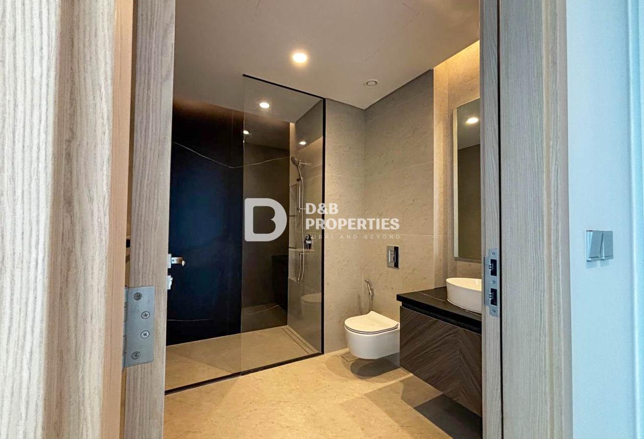BURJ KHALIFA & CANAL VIEW | HIGH FLOOR | MAID ROOM photo 20
