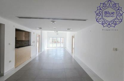 Apartment - 2 - 3 for rent in Sandhurst House - District 10 - Jumeirah Village Circle - Dubai