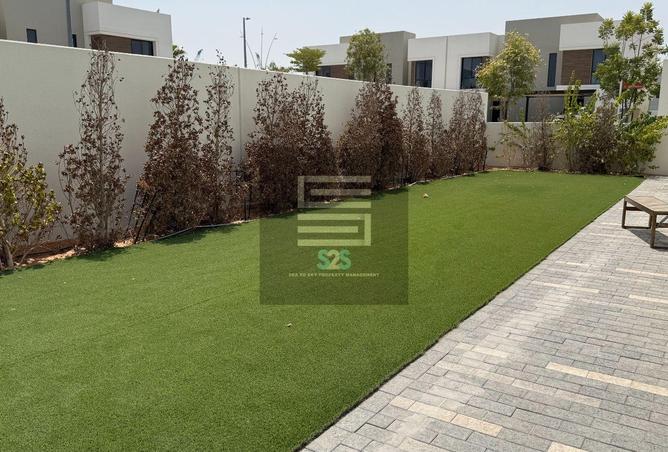 141916370 - Property Image 2
