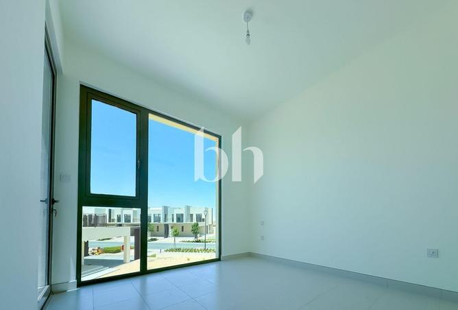 98705376 - Property Image 2