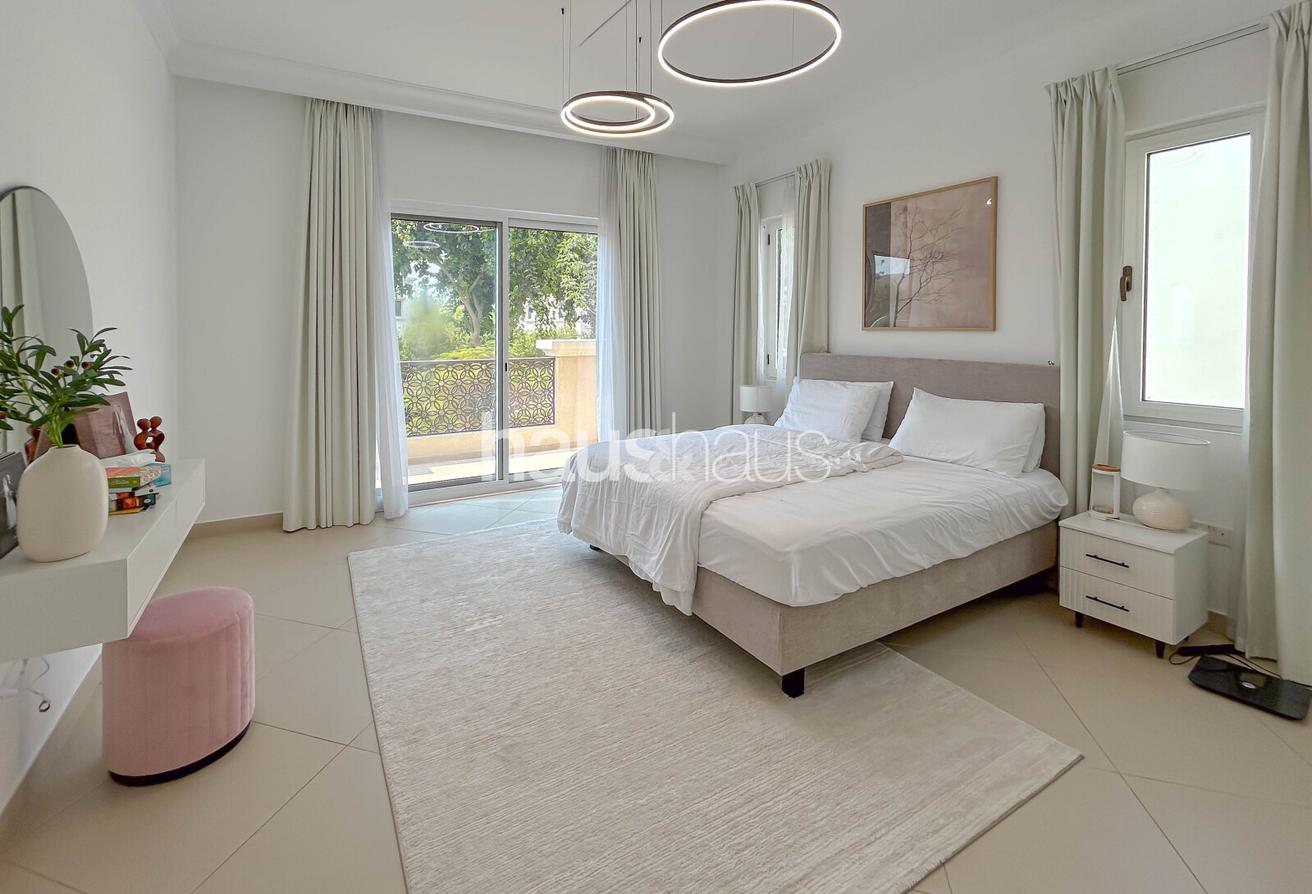 Upgraded | Large Plot | Stand Alone Villa photo 9