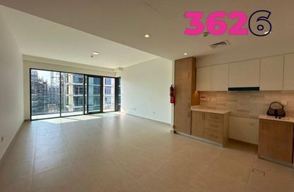 Apartment - 2 Bedrooms - 2 Bathrooms for sale in Seagate Building 1 - Seagate - Mina Rashid - Dubai