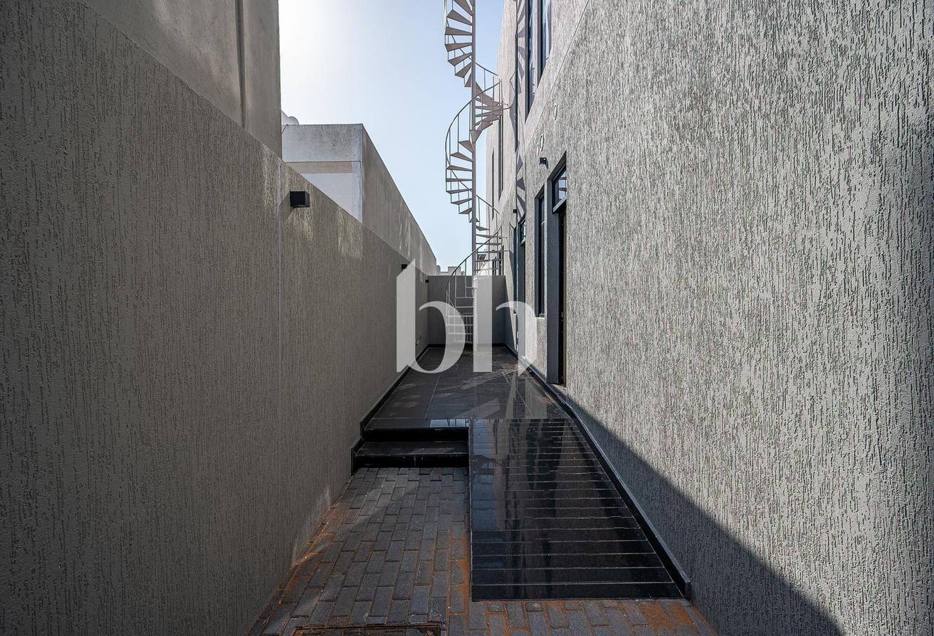 5BR Villa | Unfurnished | Next To CityWalk photo 18