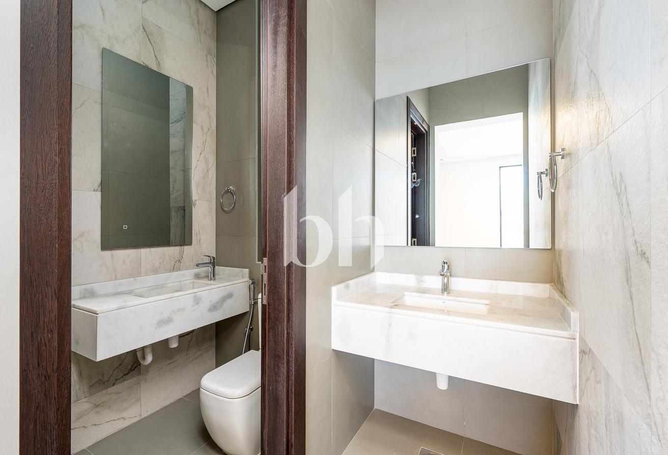 5BR Villa | Unfurnished | Next To CityWalk photo 10