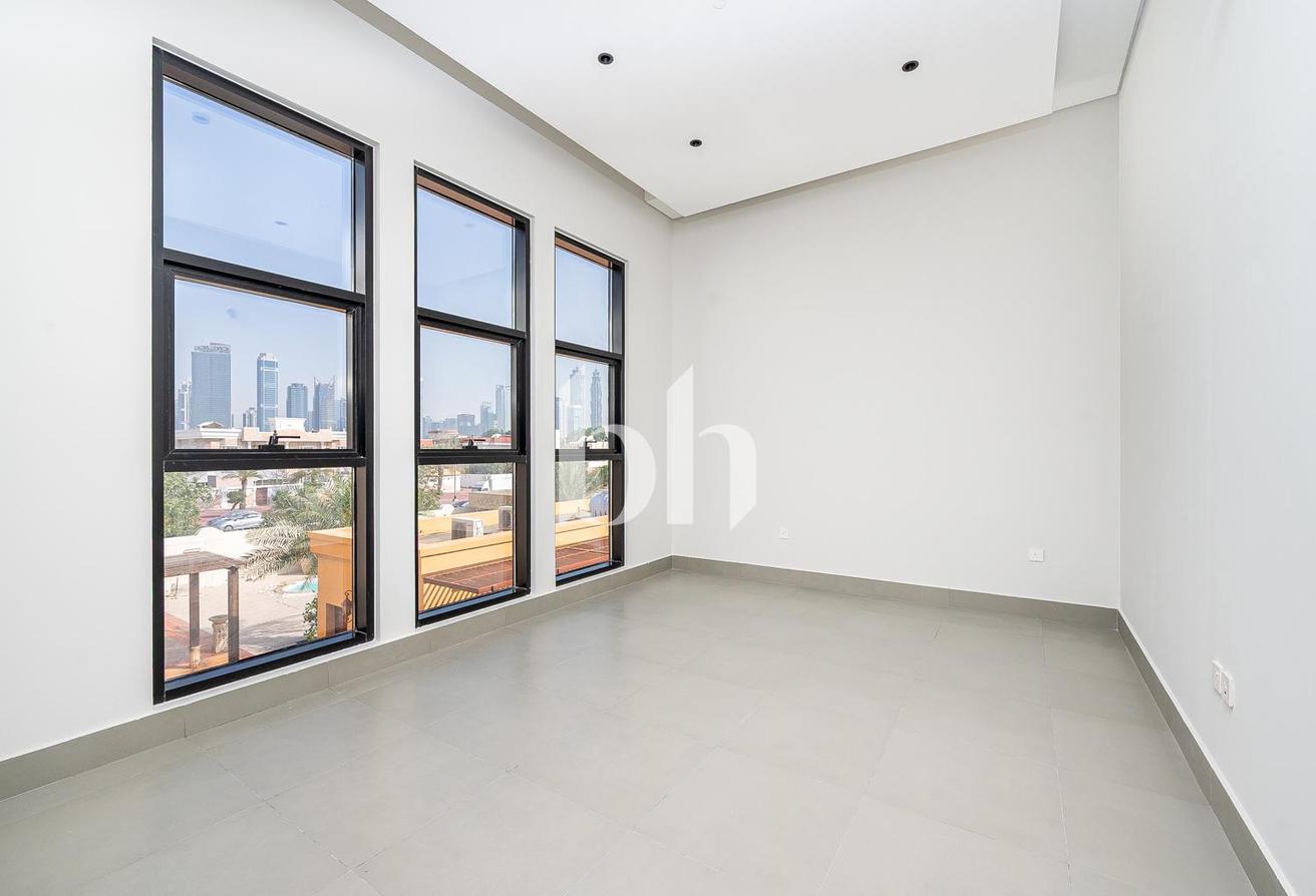 5BR Villa | Unfurnished | Next To CityWalk photo 8