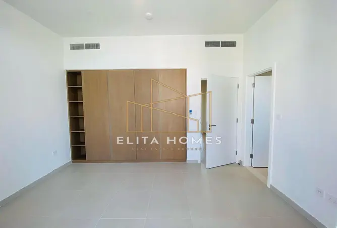 76989524 - Property Image 3