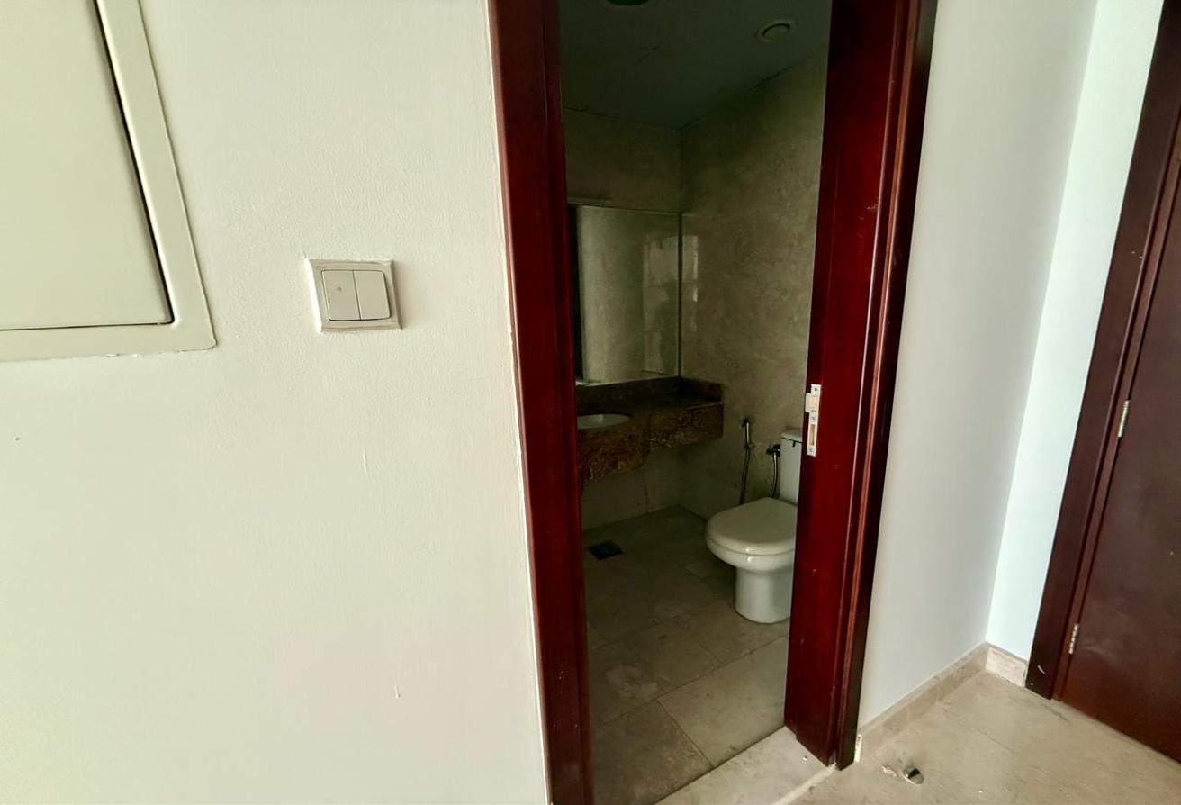 CLASSY 1BR | SPACIOUS | BEST PRICE | VIEW TODAY photo 8