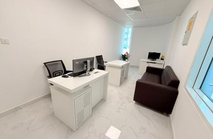Co-working space - Studio - 1 for rent in Fatima Mohammad Ahmad Bin Suleiman Building - Al Raffa - Bur Dubai - Dubai