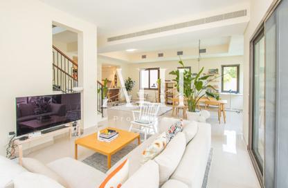 Villa - 4 Bedrooms - 5 Bathrooms for rent in Azalea - Arabian Ranches 2 - Dubai