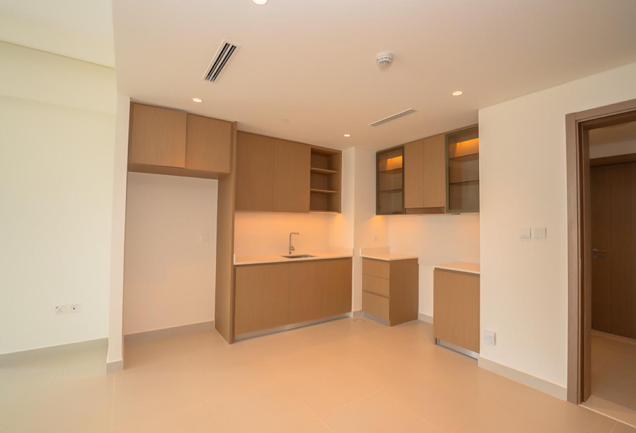 BRAND NEW | UNFURNISHED | BEACH ACCESS photo 5