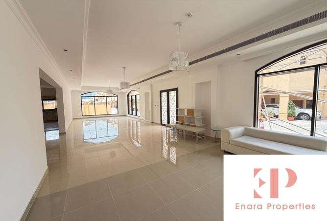 82361602 - Property Image 3