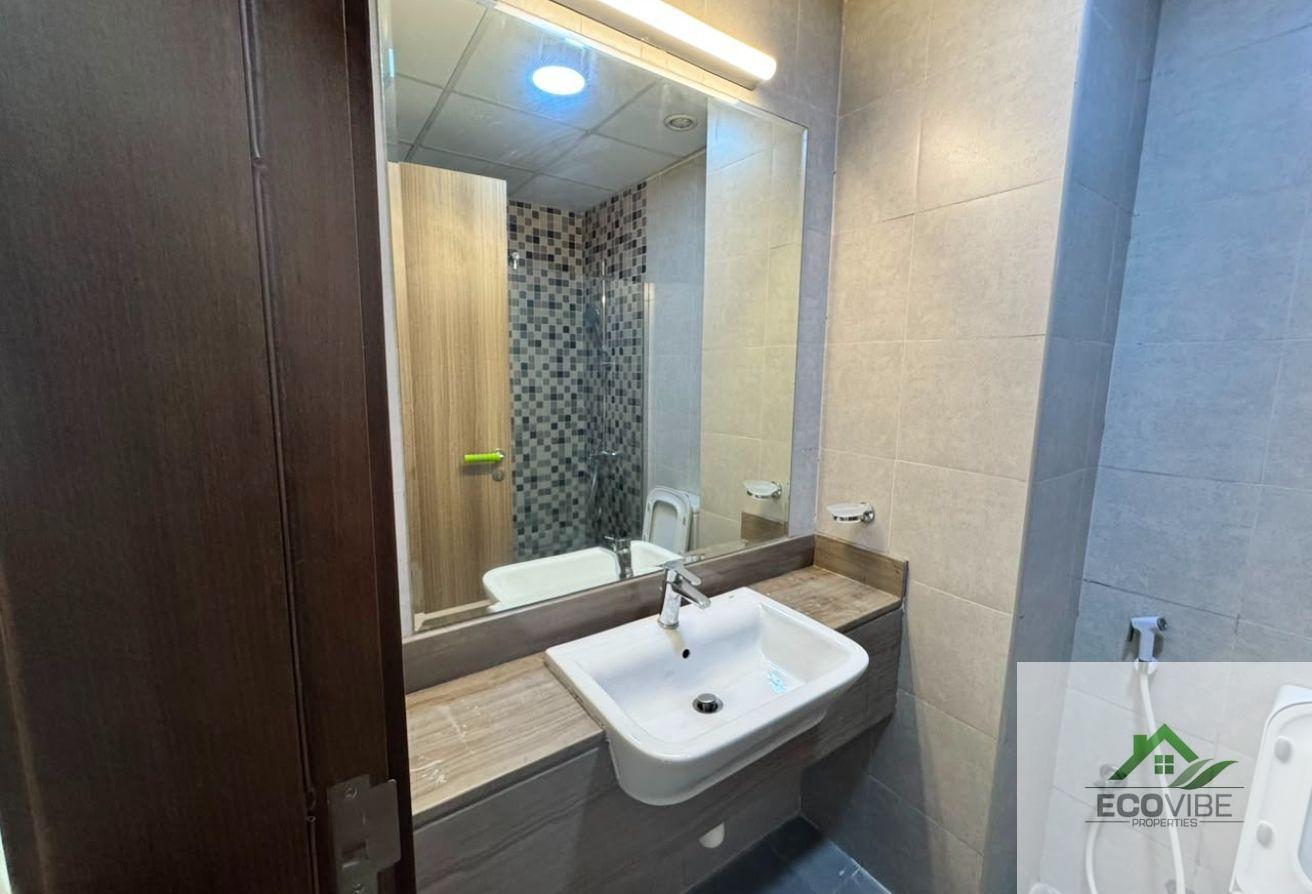 FULLY FURNISHED STUDIO | READY TO MOVE IN photo 12