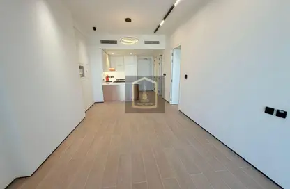 شقة - غرفة نوم - 1 حمام للايجار في مساكن الارتفاع - منطقة 16 - قرية جميرا الدائرية - دبي