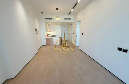 شقة - غرفة نوم - 1 حمام للايجار في مساكن الارتفاع - منطقة 16 - قرية جميرا الدائرية - دبي