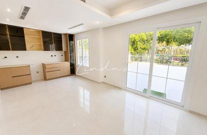 Townhouse - 2 - 3 for rent in Springs 8 - The Springs - Dubai