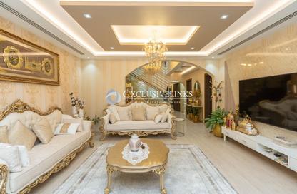 Villa - 5 - 4 for sale in Queens Meadow - Damac Hills - Dubai