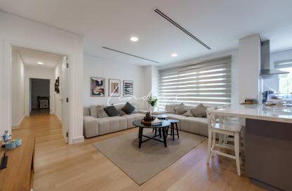 Apartment - 3 - 5 for sale in Terraced Apartments 4 - Terraced Apartments - Green Community Motor City - Motor City - Dubai