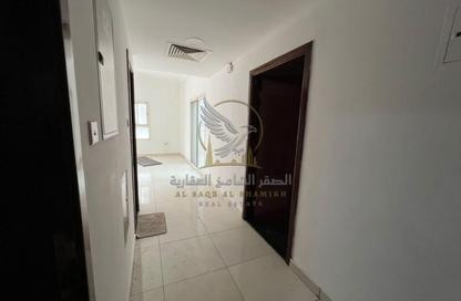 Apartment - 1 - 2 for rent in Al Khan Corniche - Al Khan - Sharjah