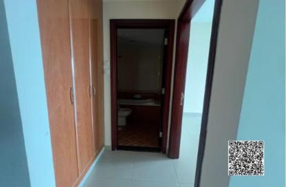 Apartment - 1 Bedroom - 1 Bathroom for rent in Corniche Tower - Ajman Corniche Road - Ajman