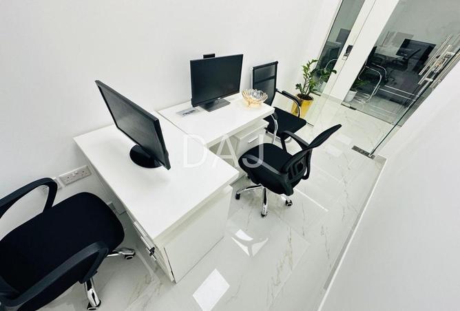 76180917 - Property Image 2