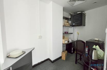 Office Space - Studio - 1 Bathroom for rent in Emaar Business Park Building 4 - Emaar Business Park - Sheikh Zayed Road - Dubai