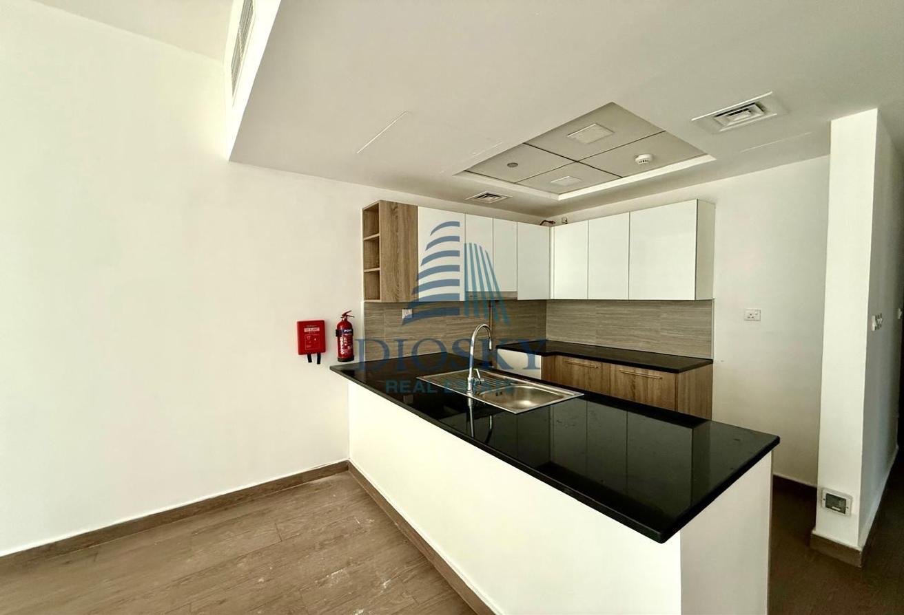 Elegant 1 BHK | Pet Friendly | Ready to Move In photo 4