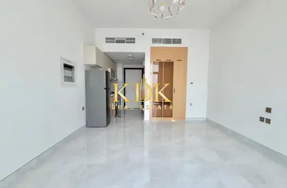 Apartment - 1 Bathroom for rent in Skyz by Danube - Arjan - Dubai