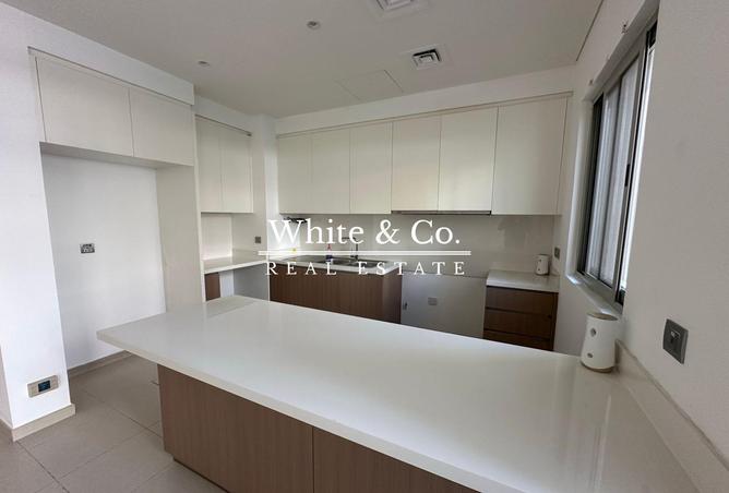 74230442 - Property Image 3