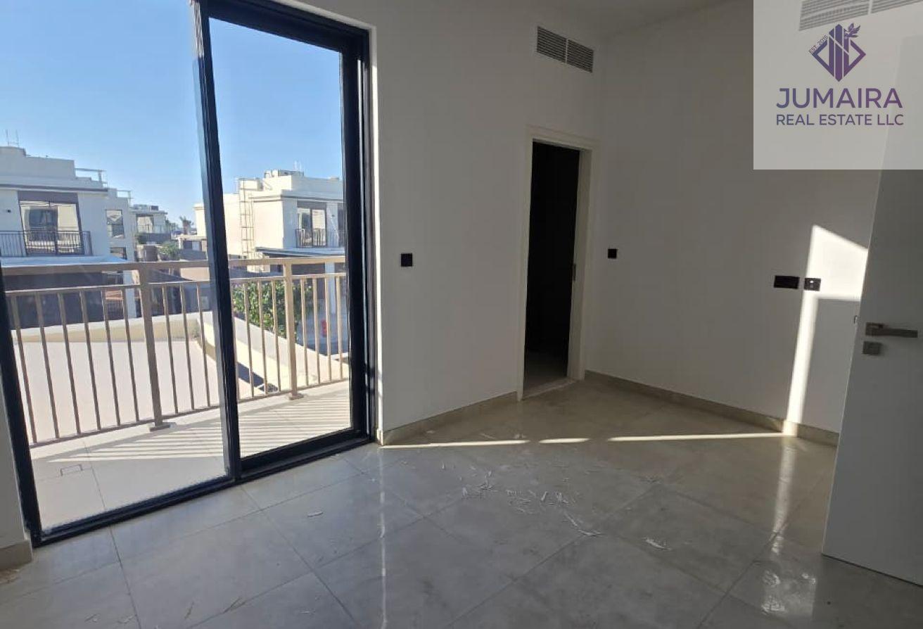Luxury Villa  Pool View | Prime Location in Falcon