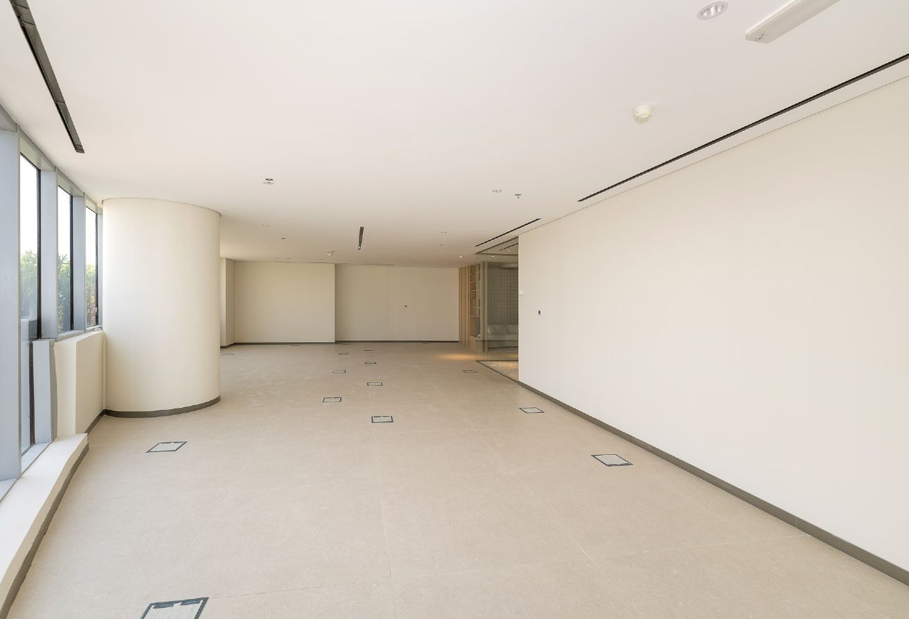 Studio office space in I Rise Tower, Barsha Heights (Tecom): 17