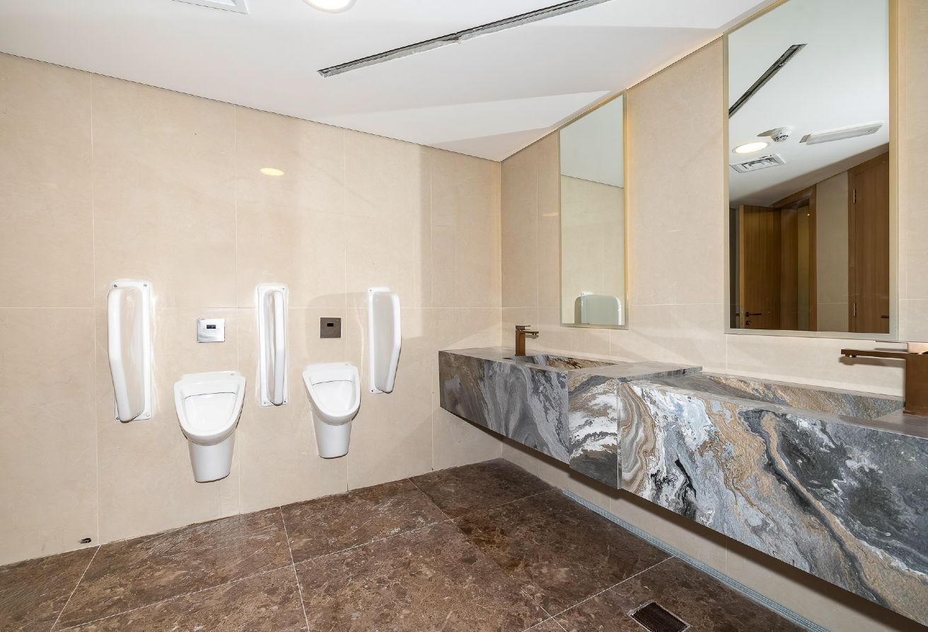 Studio office space in I Rise Tower, Barsha Heights (Tecom): 25