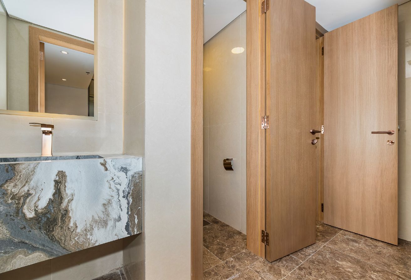 Studio office space in I Rise Tower, Barsha Heights (Tecom): 12