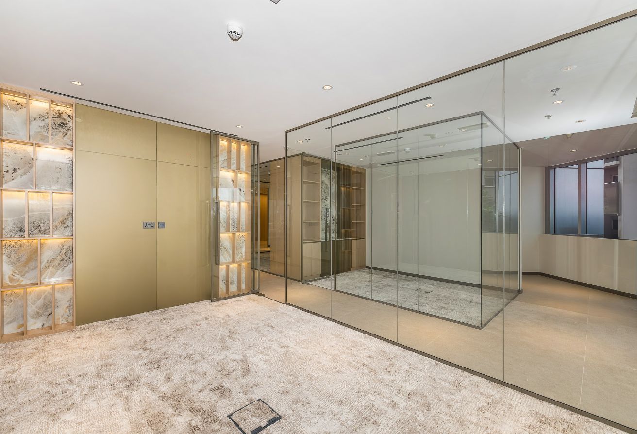 Studio office space in I Rise Tower, Barsha Heights (Tecom): 22