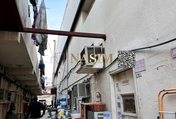 معسكر العمال 62 غرفة |8 أشخاص |1300 درهم إماراتي لكل غرفة