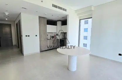 شقة - غرفة نوم - 2 حمامات للايجار في ويست فايف بيزنس باي ريزيدينس - الخليج التجاري - دبي