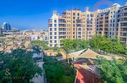 Apartment - 2 Bedrooms - 2 Bathrooms for rent in Rahaal 1 - Madinat Jumeirah Living - Umm Suqeim 3 - Umm Suqeim - Dubai
