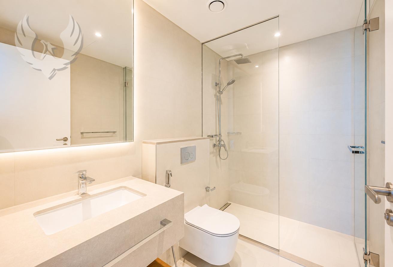 Stunning Sea view | Premier Beachfront Living photo 7