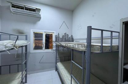 Labor Camp - Studio - 7+ Bathrooms for rent in Umm Dir - Umm Al Quwain Labor Camp - Studio - 7+ Bathrooms for rent in Umm Dir - Umm Al Quwain
