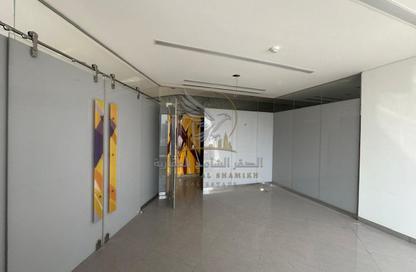 Office Space - Studio - 3 for rent in Dar Al Majaz - Jamal Abdul Nasser Street - Al Majaz - Sharjah