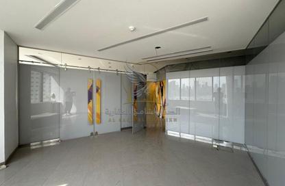 Office Space - Studio - 3 for rent in Dar Al Majaz - Jamal Abdul Nasser Street - Al Majaz - Sharjah