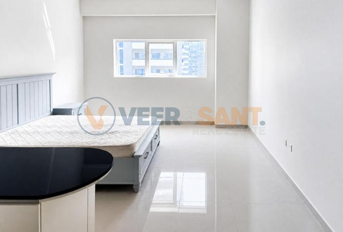 126543008 - Property Main Image