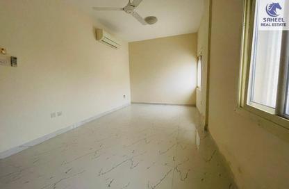 Apartment - 2 - 2 for rent in Al Dalah Building - The Old Market - Ras Al Khaimah