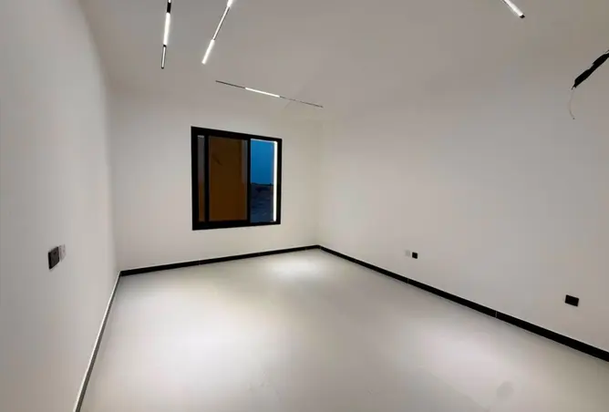 148626656 - Property Image 3