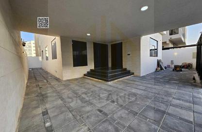 Villa - 5 Bedrooms - 7 Bathrooms for sale in Al Yasmeen 1 - Al Yasmeen - Ajman